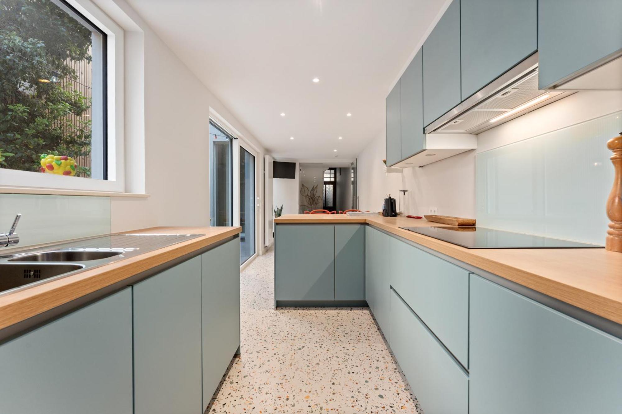 Prachtig, Moderne En Stijlvolle Gezinswoning 6p * Oostende